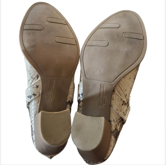 Fergalicious | Beige Heeled Boots with Snakeskin Print Size 9 - Picture 10 of 12